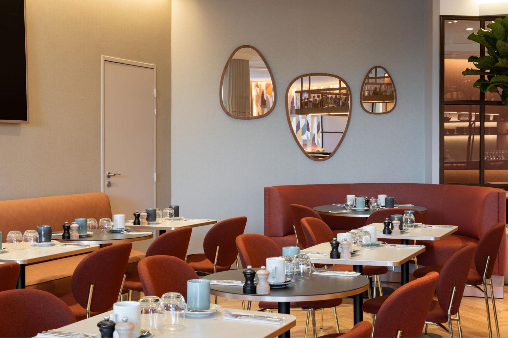 Ac Hotel Paris Porte Maillot By Marriott Экстерьер фото
